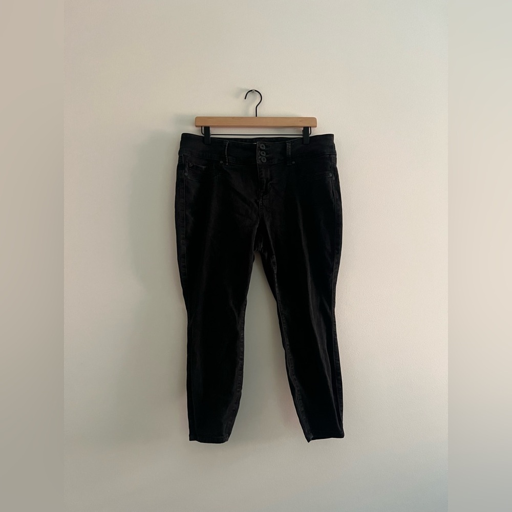 Torrid Black Jeggings Women’s Size 16XS Extra Short